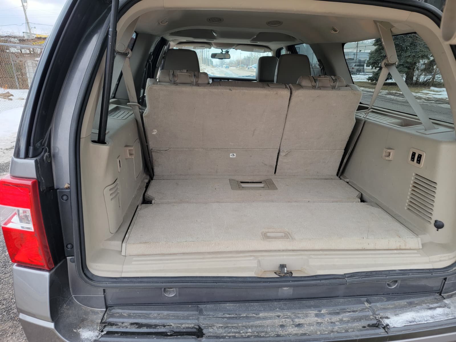 2013 Ford Expedition EL Limited - Image 9